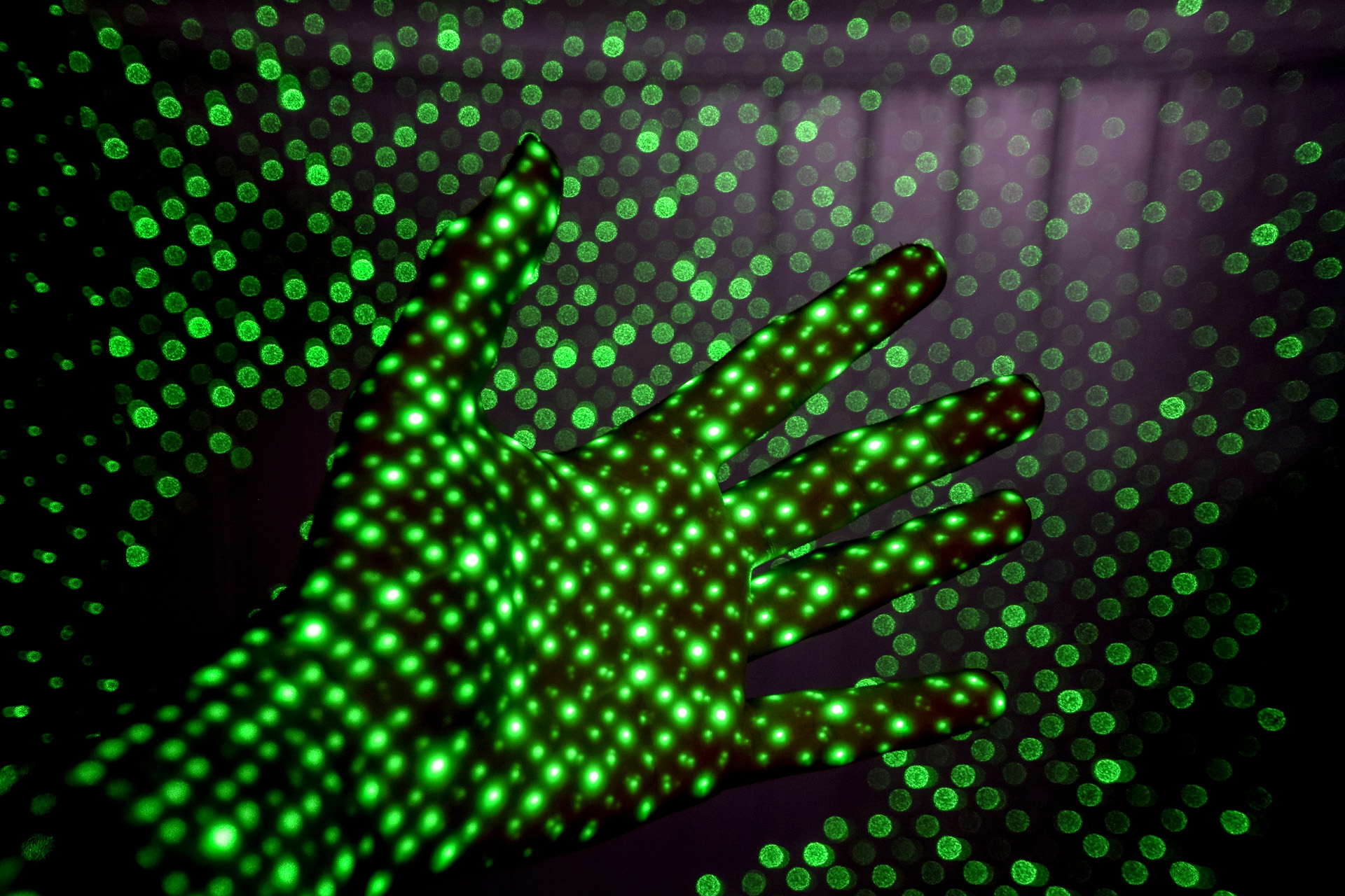 green hand